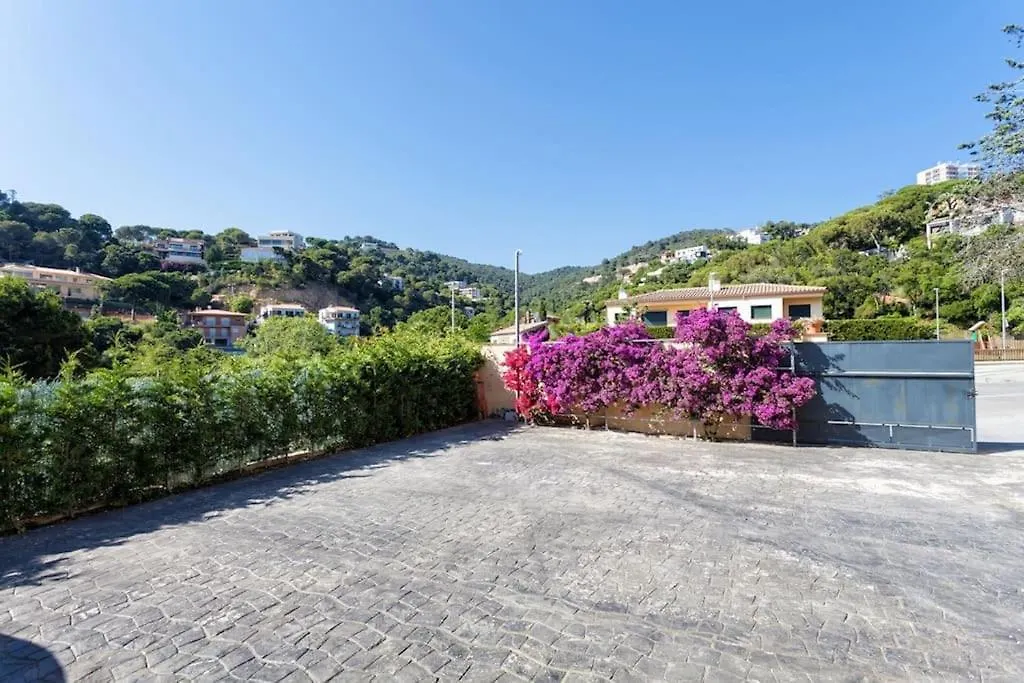 Canyelles Beach Vila With Swimming Pool Villa Lloret de Mar