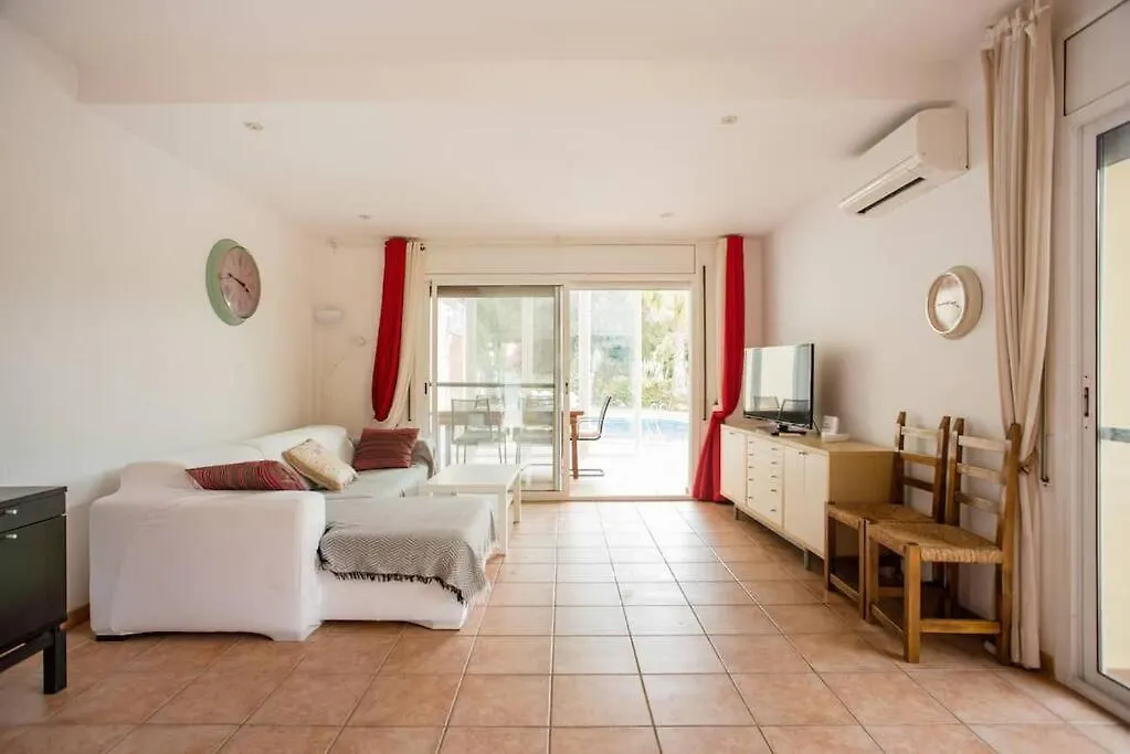 Canyelles Beach Vila With Swimming Pool Villa Lloret de Mar